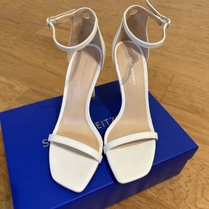 NIB Stuart Weitzman Amelina sandal